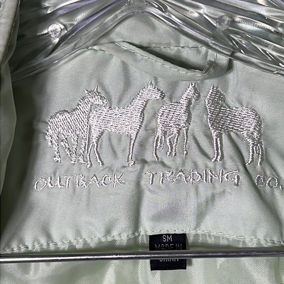 Outback trading Co. green vest size small - Picture 6 of 11